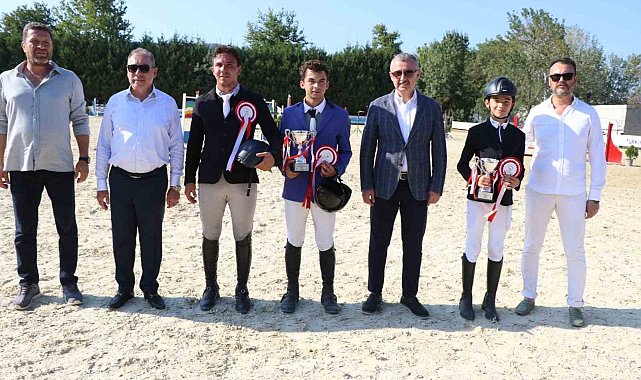 2 yılda 17 bin çocuğa ücretsiz at biniş eğitimleri verildi