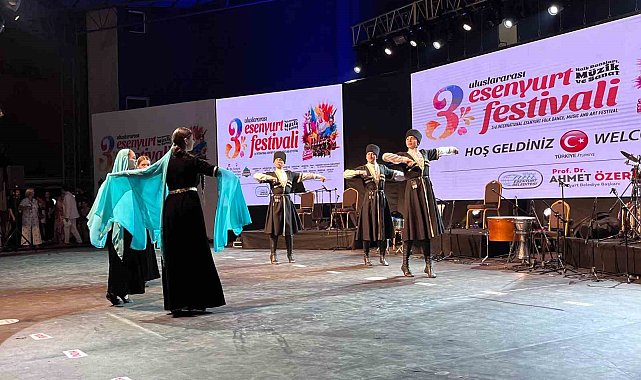 3. Uluslararası Esenyurt Halk Dansları, Müzik ve Sanat Festivali başladı
