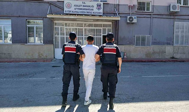 3 yıl 7 ay 10 gün hapis cezasıyla aranan şahıs yakalandı