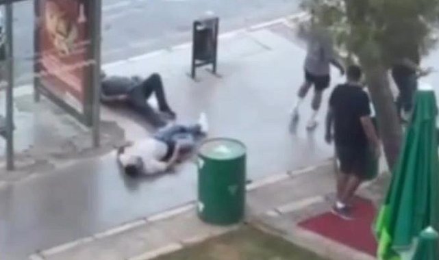 'Kafe önüne park edemezsin' kavgası: 3 yaralı