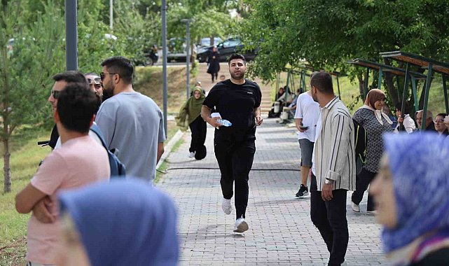 'KPSS maratonu' sözü gerçek oldu, adaylar atletlere taş çıkardı