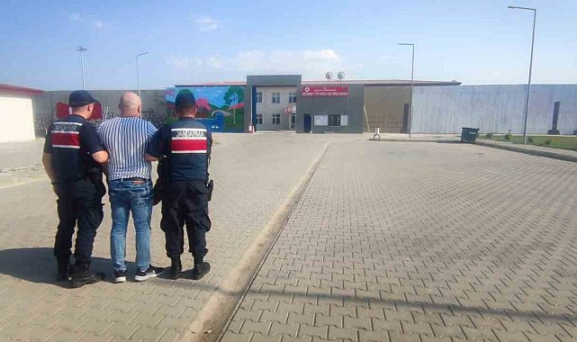 4 yıl 6 ay hapis cezasıyla aranan şahıs yakalandı