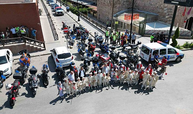 528 yıllık vakıf yeniden sünnet hizmeti verdi