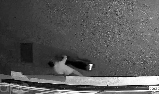 8 dakikada motosiklet çaldılar