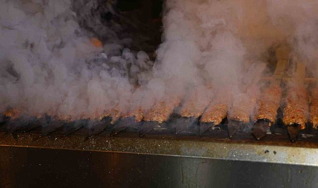 Adana sıcağı besin zehirlenmesi vakalarını arttırdı