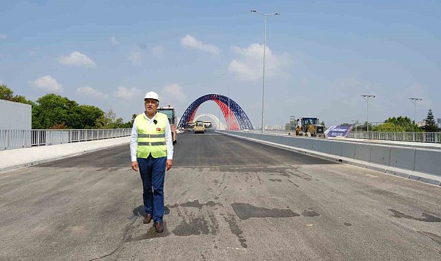 Adana'da 2 ilçe ve 4 mahalleyi birbirine bağlayacak köprü inşaatında sona gelindi