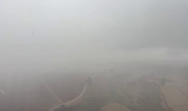 Adana'da şiddetli yağmur etkili oldu