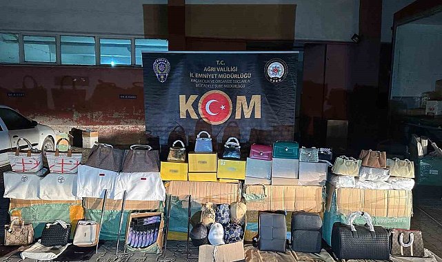Ağrı'da 30 milyon 500 bin lira değerinde kaçak malzeme ele geçirildi