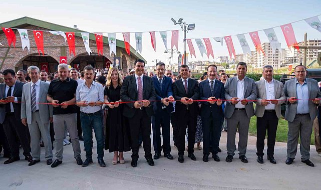Agro park'ın açılışını Başkan Yılmaz ile Fadıloğlu birlikte yaptı