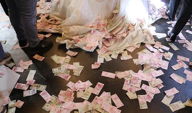 Akademisyen Günlük'ten düğünlerde farkındalık çağrısı