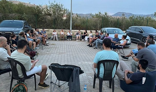 Akut Selçuk ekibi yangınla mücadele eğitimlerini sürdürüyor