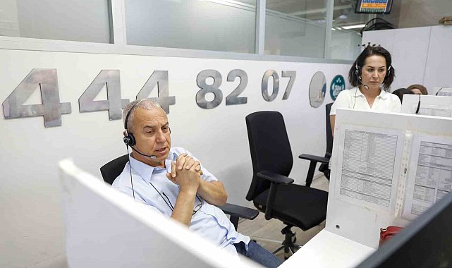 Alanya Belediye Başkanı Özçelik, Çözüm Masası'nda telefonları cevapladı