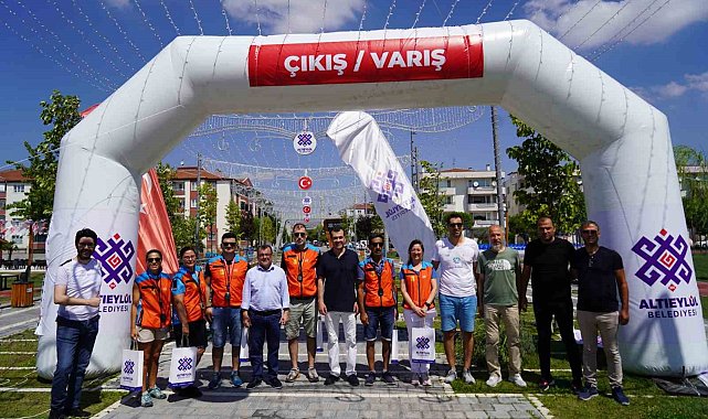 Altıeylül'de Aquatlon heyecanı yaşanıyor