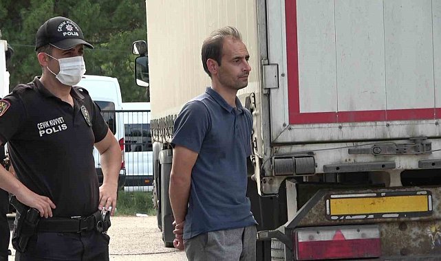 Amasya'da kaçak göçmenleri taşıyan tırın İranlı sürücüsü tutuklandı