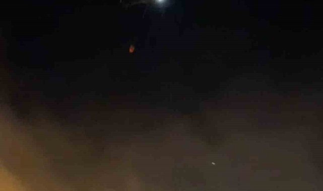 Ankara'da çöp toplama merkezinde çıkan yangına havadan müdahale ediliyor