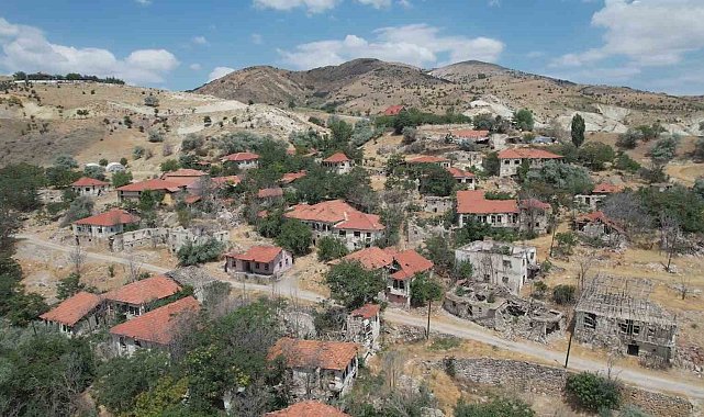 Ankara'nın yanı başında terk edilmiş ıssız bir köy: Kayı köyü