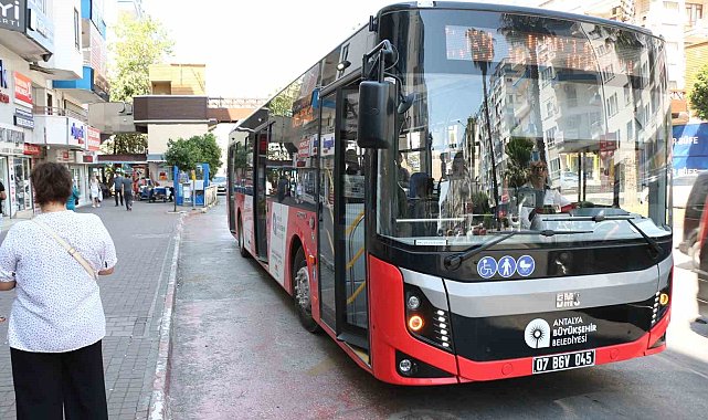 Antalya'da 15 Temmuz tarihinde ulaşım ücretsiz