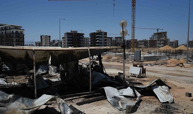 Antalya'da inşaat alanında yangın: 6 konteyner kül oldu, 600 bin TL zarar oluştu