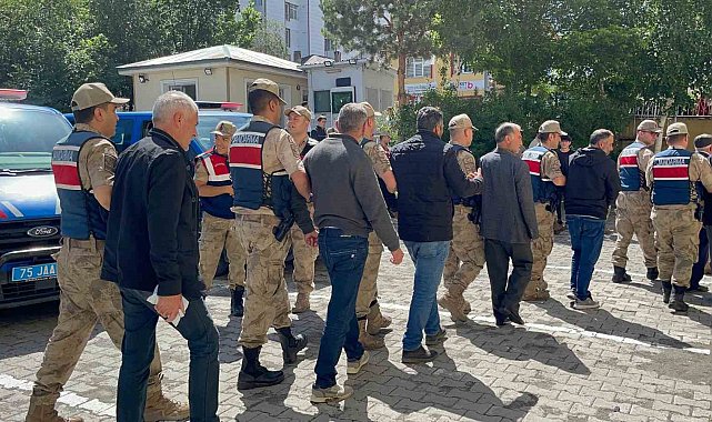 Ardahan merkezli 2 ilde rüşvet operasyonu: 32 gözaltı