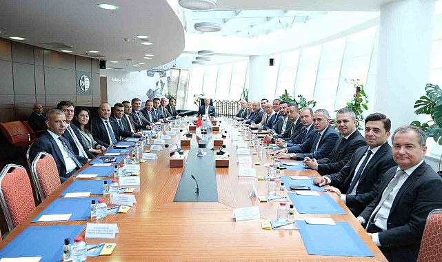 ASO Başkanı Ardıç'tan bankalara çağrı: "Kredilerde daha destekleyici rol üstlenmenizi bekliyoruz"