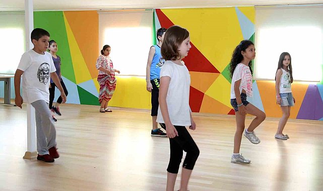 Ataşehir Belediyesi'nin Yaz Sanat Okulu'nda 2. dönem başlıyor