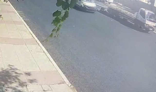 Avcılar'da baba oğlun hayatını kaybettiği kaza güvenlik kamerasında