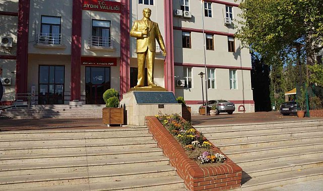 Aydın'da 3 kaymakam ve 2 vali yardımcısının yeri değişti