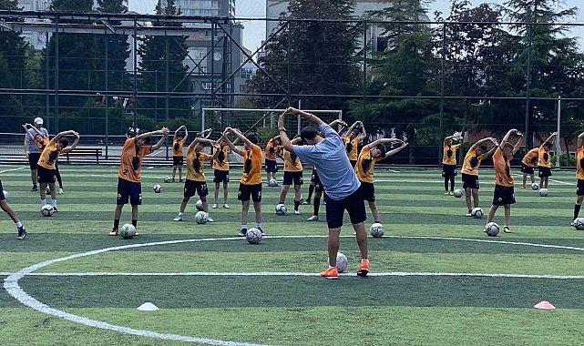 Bahçelievler'deki amatör spor kulüpleri, CHP'li meclis üyelerinin aldığı karara tepki gösterdi