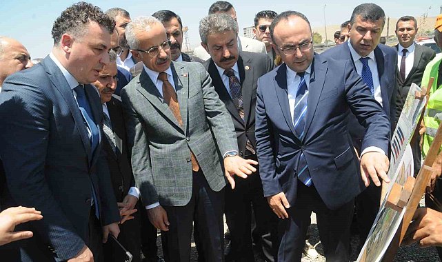 Bakan Uraloğlu, Şırnak'ta yapımı devam eden çalışmalar hakkında bilgi aldı