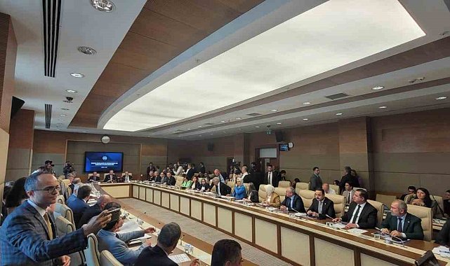 Bakan Yerlikaya: "Tüm çalışmalarımızı şeffaflıkla, hukuka ve etik değerlere bağlı olarak sürdürüyoruz"