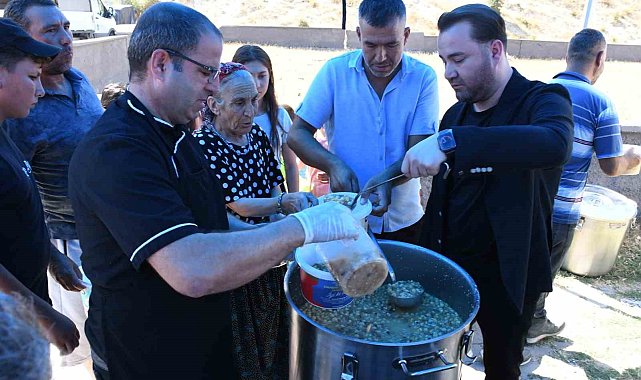 Balıkesir Büyükşehir, Macarlar ve Kabakdere'de aşure hayrı düzenledi