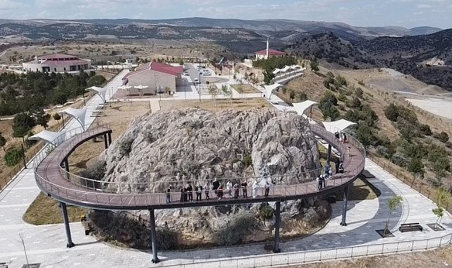 Baraj manzaralı Çekerek Millet Bahçesi'nde hafta sonu yoğunluğu yaşanıyor
