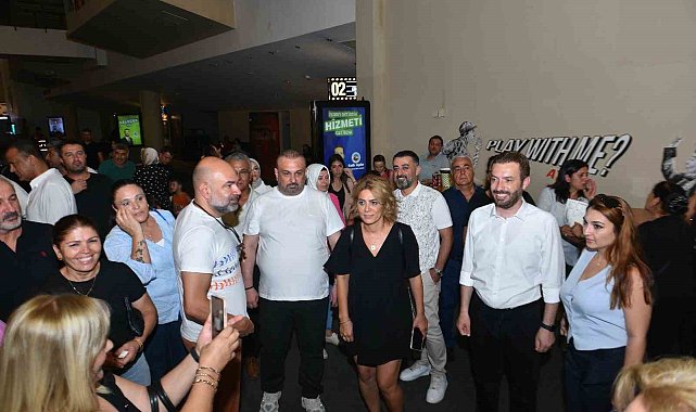 Başkan Aydar, 'Atatürk' filmini Ceyhanlılarla buluşturdu