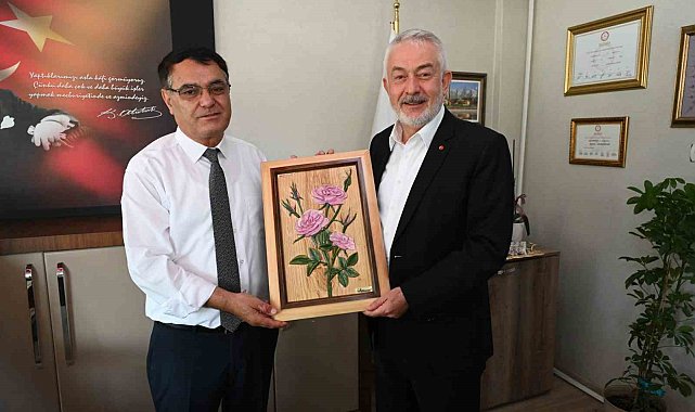 Başkan Başdeğirmen: "Köy, belde ve ilçelerimize destek veriyoruz"