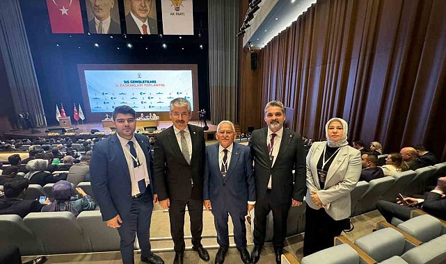 Başkan Büyükkılıç, AK Parti Genişletilmiş İl Başkanları Toplantısı'na katıldı