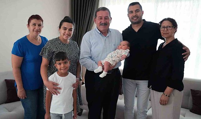 Başkan Topuz&#039;dan &#039;Hoş geldin bebek&#039; ziyareti