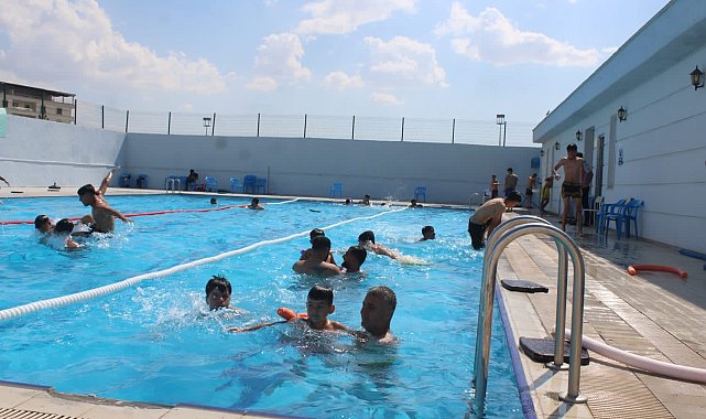 Batman'da olimpik yüzme havuzu halka açıldı