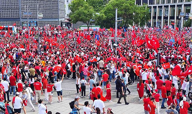 Berlin'de Türkiye coşkusu