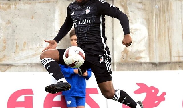 Beşiktaş'ta Valentin Rosier ile yollar ayrıldı