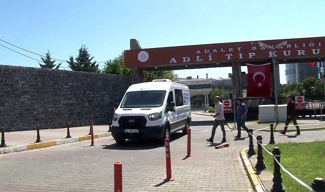 Beylikdüzü'nde öldürüldükten sonra 6 parçaya ayrılan genç kızın cenazesi Adli Tıp Kurumundan teslim alındı