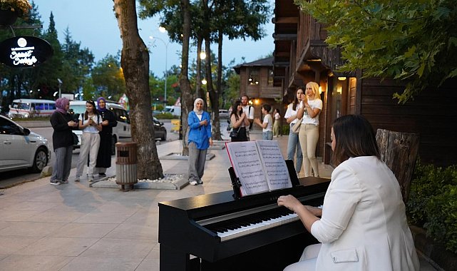 Bilecik'te Sanat Sokağı'nda sanat esintisi