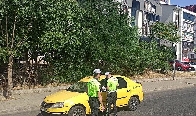 Bingöl'de trafik denetimleri sürüyor