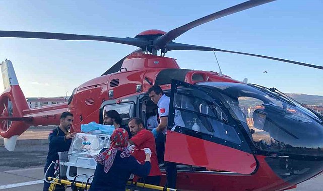 Bingöl'de yenidoğan bebek ambulans helikopterle Elazığ'a sevk edildi