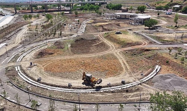 Bingöl'deki millet bahçesinde çalışmalar devam ediyor