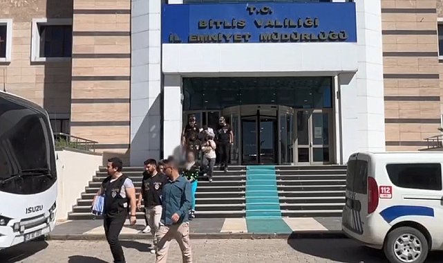 Bitlis'te sosyal medyalı fuhuş operasyonu