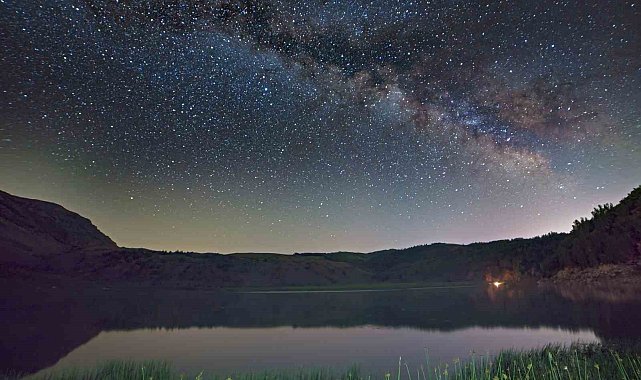 Bitlis'teki kalderanın yıldızlarla buluşması görsel şölen sunuyor