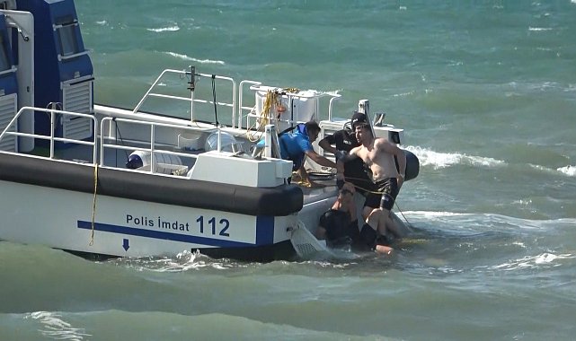 Boğulma tehlikesi geçiren genci dalgıçlar kurtardı