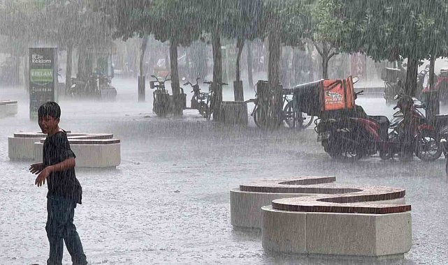 Bolu'da sağanak hayatı olumsuz etkilendi
