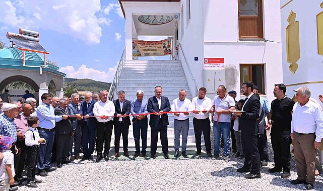 Bozdoğan'da yapımı tamamlanan camii ibadete açıldı