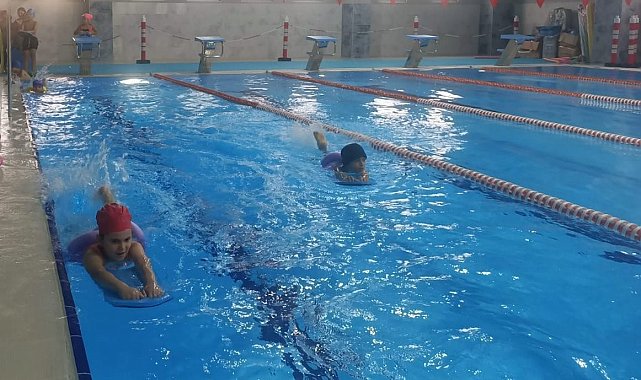 Bozdoğan'da yüzme bilmeyen kalmıyor